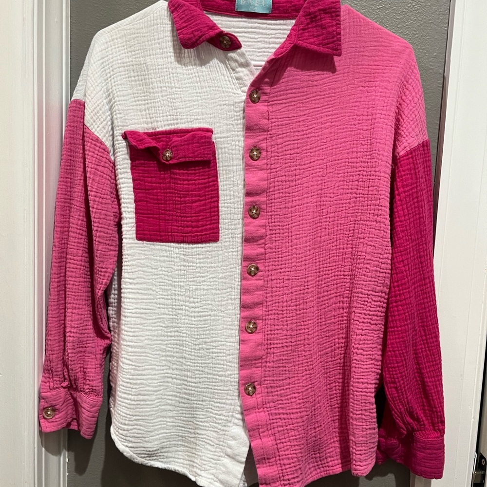 Women's Pink‎ and White Button Down Shirt
